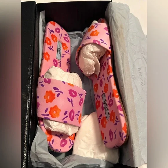🛍️🛍️ HOST PICK 🎁 💯 Authentic PRADA Pink and Purple Women's slides/Sandals - Picture 4 of 12